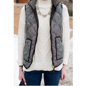 Black and White Printed Quilted Puffer Vest